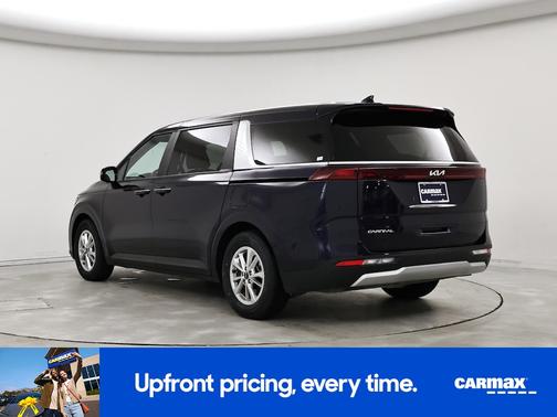 2024 Kia Carnival LX Seat Package