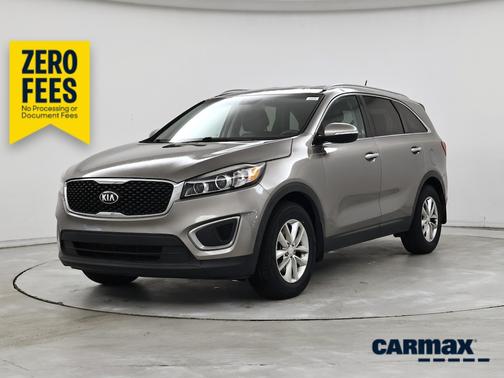 Gray 2017 Kia Sorento LX