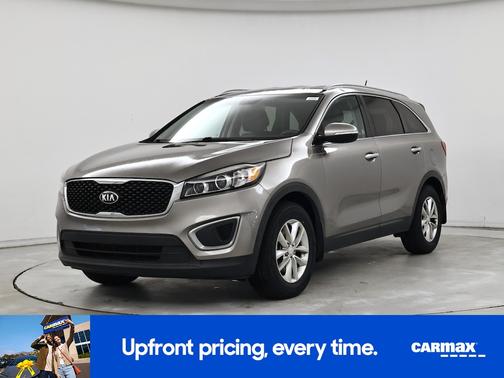 Gray 2017 Kia Sorento LX