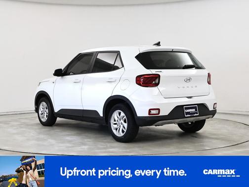 2021 Hyundai VENUE SE