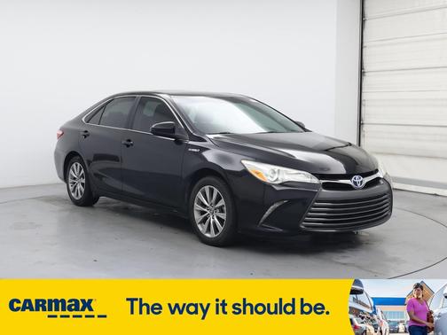 2017 Toyota Camry Hybrid XLE