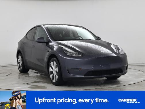 Gray 2023 Tesla Model Y Long Range