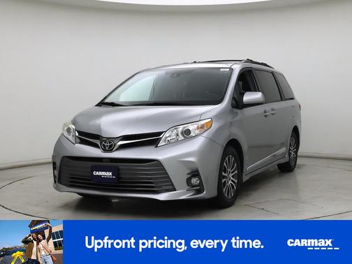 2019 Toyota Sienna XLE