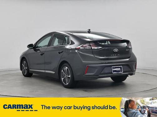 2022 Hyundai IONIQ Plug-In Hybrid SEL