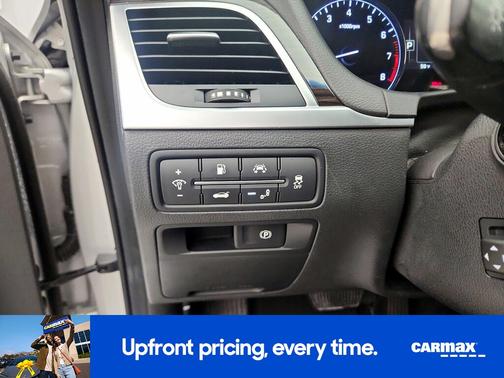 Silver 2017 Genesis G80