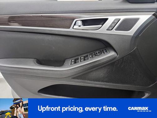 Silver 2017 Genesis G80