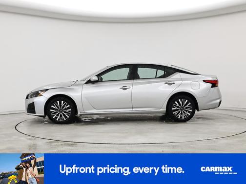 2023 Nissan Altima SV