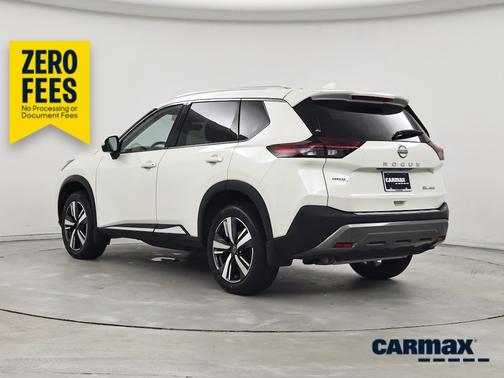 White 2023 Nissan Rogue SL