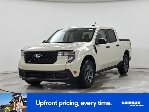 White 2025 Ford Maverick XLT