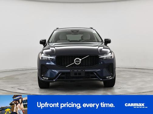 2023 Volvo XC60 B5 Plus Dark Theme