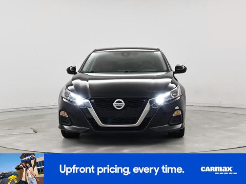 2022 Nissan Altima SR