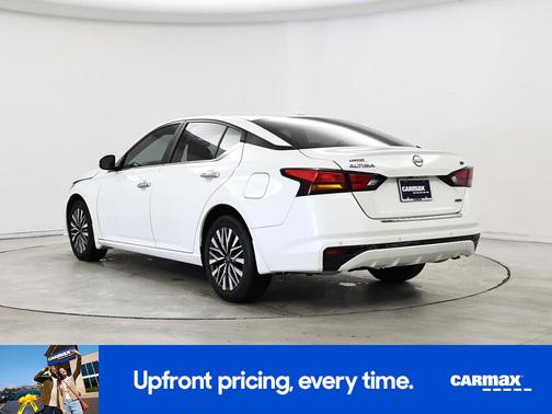 2023 Nissan Altima SV