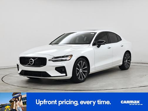 White 2022 Volvo S60 B5 Momentum