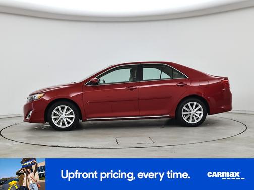 Red 2014 Toyota Camry XLE