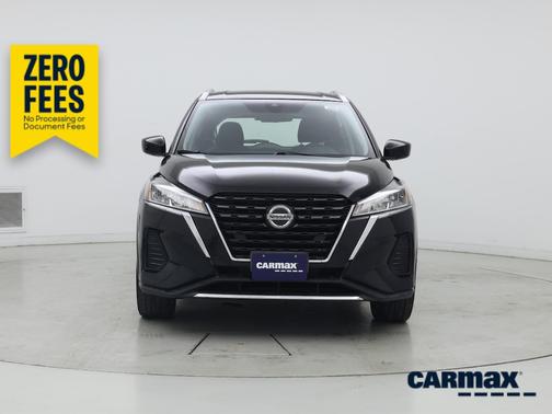 Black 2021 Nissan Kicks SV