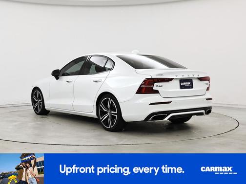 2020 Volvo S60 T5 R-Design