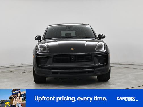 2022 Porsche Macan 