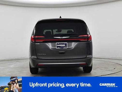 Gray 2023 Chrysler Pacifica Touring L