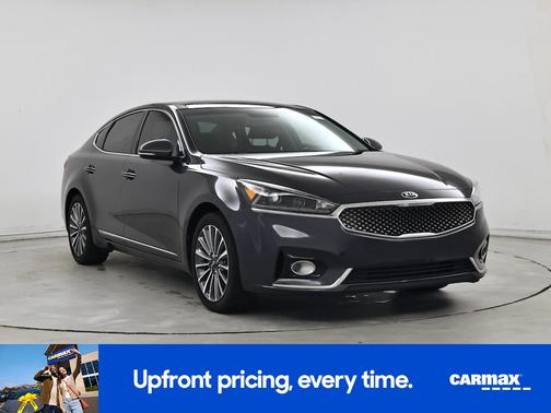 Gray 2017 Kia Cadenza Premium