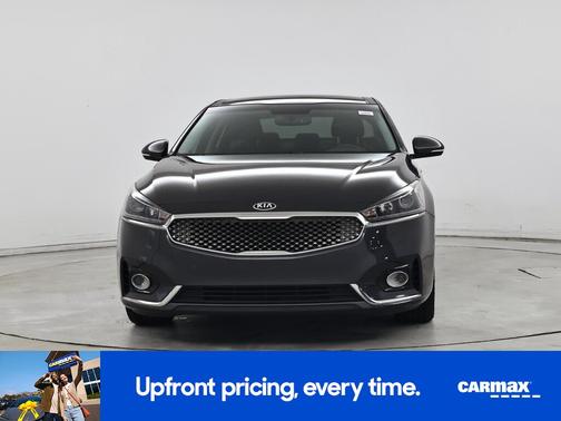 Gray 2017 Kia Cadenza Premium