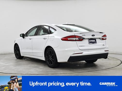White 2019 Ford Fusion SE