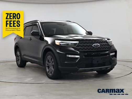 Black 2023 Ford Explorer XLT