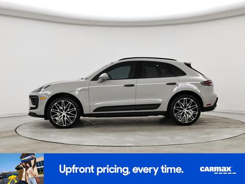2024 Porsche Macan Base (PDK)