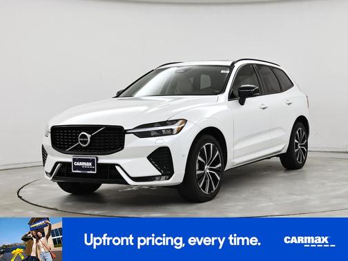 2024 Volvo XC60 B5 Plus Dark Theme