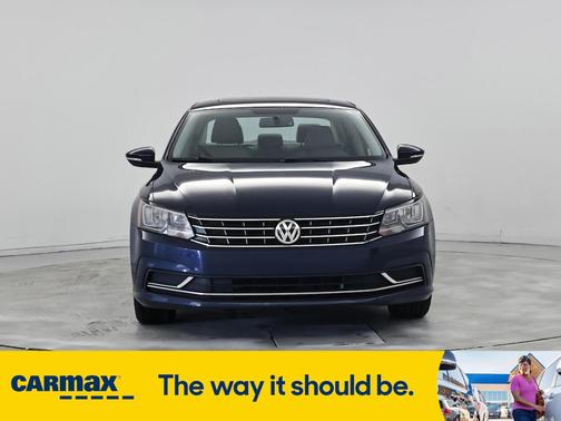 2018 Volkswagen Passat SE