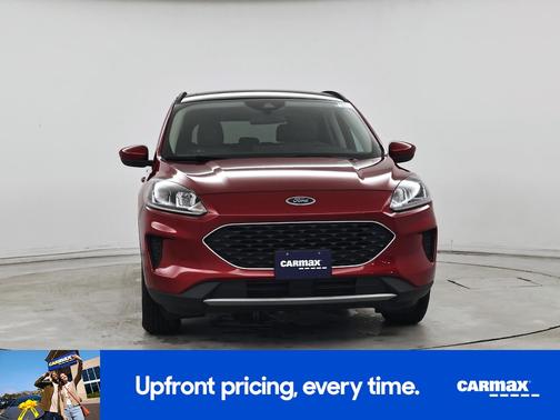 Red 2020 Ford Escape SE