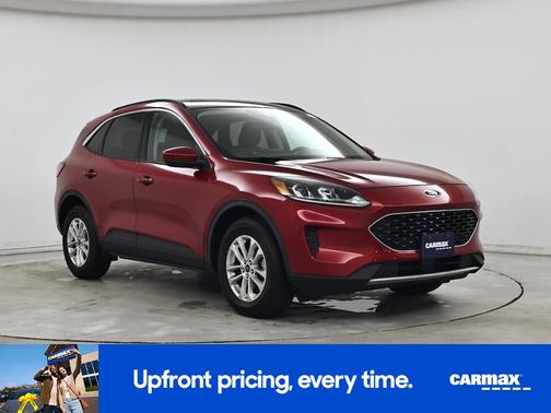 Red 2020 Ford Escape SE