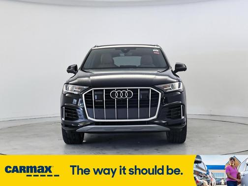 2023 Audi Q7 Premium Plus
