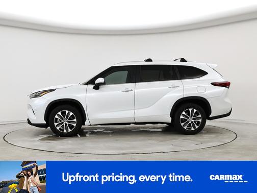 2023 Toyota Highlander Hybrid XLE