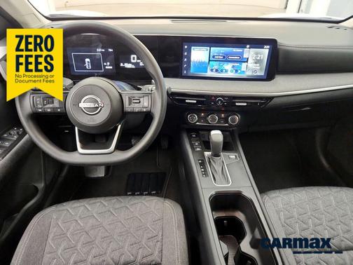 White 2025 Nissan Kicks SV