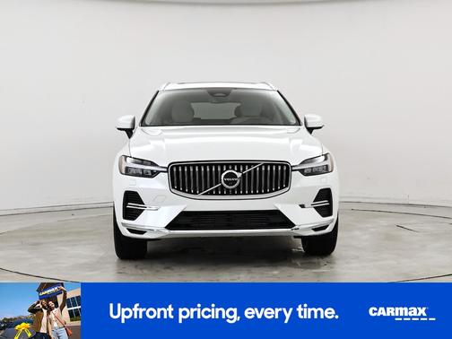 2022 Volvo XC60 Recharge Plug-In Hybrid T8 Inscription Expression