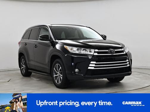 Black 2018 Toyota Highlander XLE