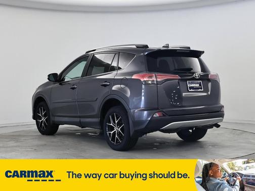 2018 Toyota RAV4 SE