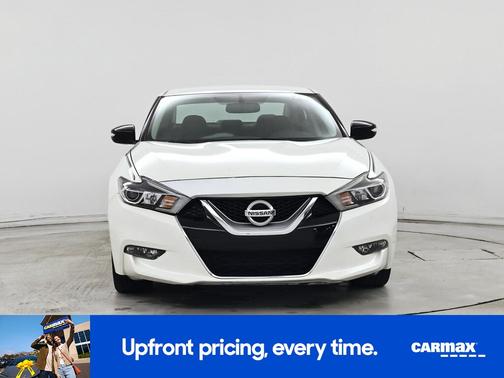 White 2017 Nissan Maxima SV