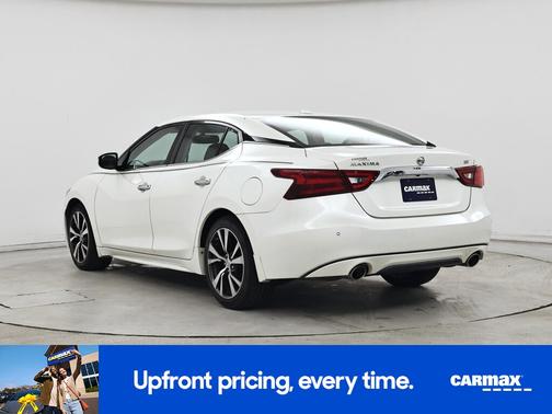 White 2017 Nissan Maxima SV