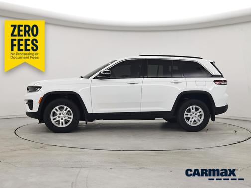 White 2025 Jeep Grand Cherokee Laredo