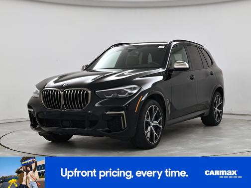 Black 2022 BMW X5 M50i