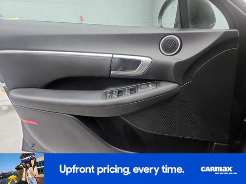 2022 Hyundai SONATA SEL