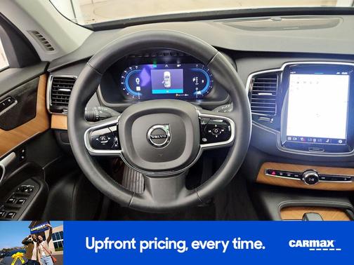 2023 Volvo XC90 B6 Plus