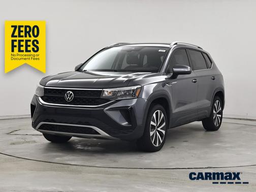 Gray 2024 Volkswagen Taos SE