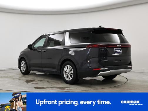 2024 Kia Carnival LX Seat Package
