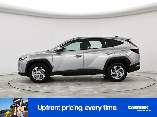 2022 Hyundai TUCSON SE