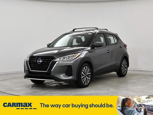 2022 Nissan Kicks SV
