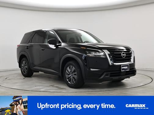 2024 Nissan Pathfinder S