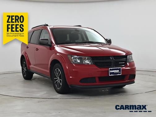 Red 2018 Dodge Journey SE