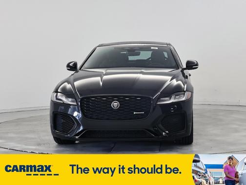2022 Jaguar XF R-Dynamic SE